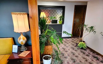 South Side Inn - Burlington