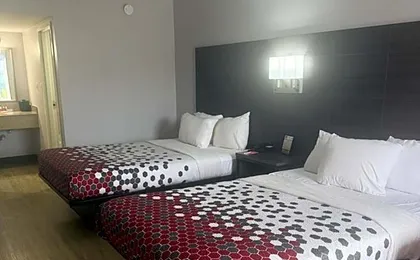 Econo Lodge Naval Station Norfolk