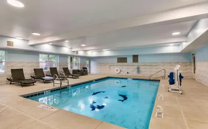 Clarion Pointe Columbus