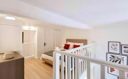 SUEDE PROMENADE Duplex apartment at 1 min from the sea 2 bathrooms
