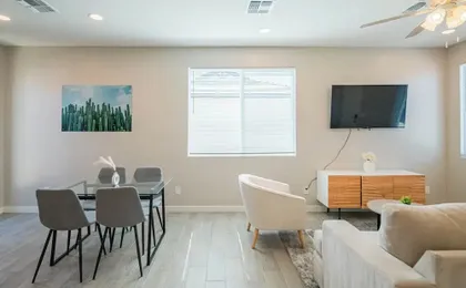 The One Luxury Stay with Pool and Gym