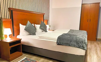 City Hotel West Frankfurt City Centre