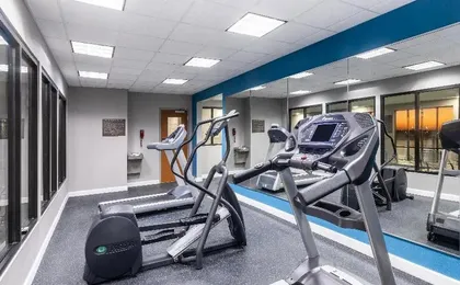 Garner Hotel Jamaica JFK Airtrain - NYC by IHG