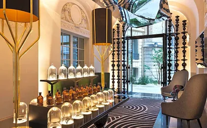La Clef Champs-Élysées Paris by The Crest Collection