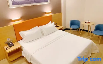 Premium hotel (Guangzhou Renhe Subway Station Huatong Plaza Store)