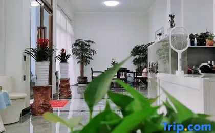 Shangya Hotel (Lijiang Sanyi International Airport)
