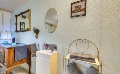 Eureka Springs Rental - Walk to Downtown!