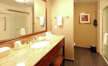 Hampton Inn Columbus-South