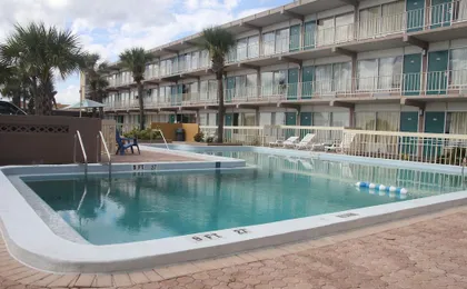 Cruise Port Inn