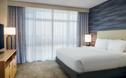 Embassy Suites by Hilton Charleston Airport Convention Ctr (H)
