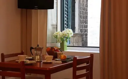 Kaboga street Rooms