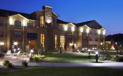Clubhouse Hotel & Suites