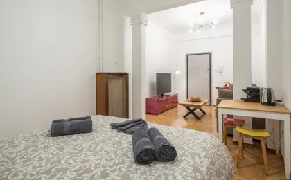 Stylish Luxury Apartment at Ampelokipi Metro Station