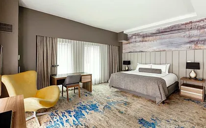 Atheneum Suite Hotel