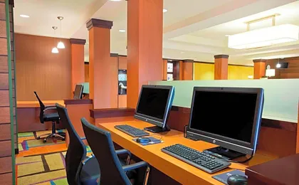 Fairfield Inn & Suites by Marriott Detroit Metro Airport Romulus