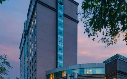 Kinglead Hotel