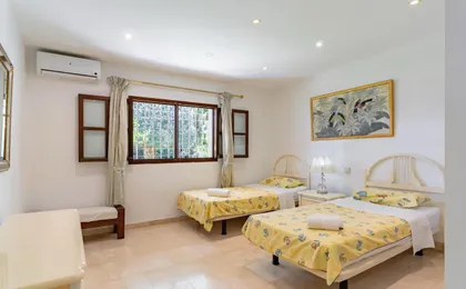 Exclusive Villa las Palmeras Puerto Banus with Heated Private Swimming Pool, Marbella, Spain