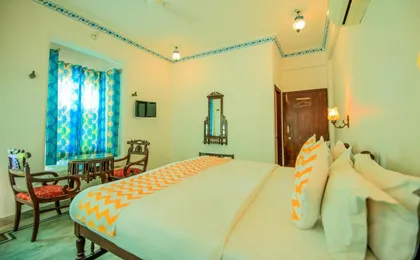 Hotel Devraj Niwas