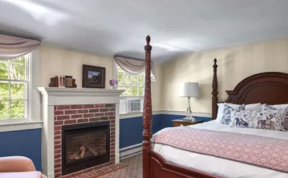Cape Arundel Inn - Club House