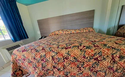 Maxim III Motel