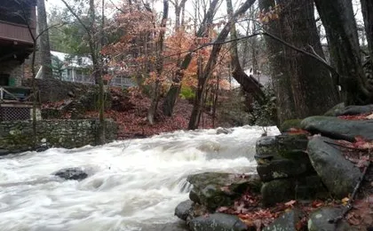 Brookside Lodge - Gatlinburg - On the River