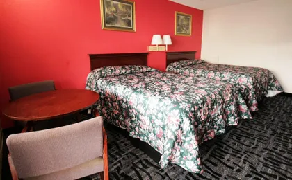 Economy Inn
