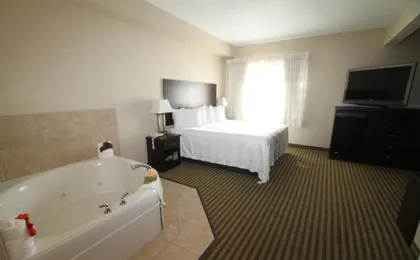 Bowman Inn & Suites