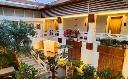 Lijiang Phoenix Health Resort Hotel (Shuhe Ancient Town Branch)