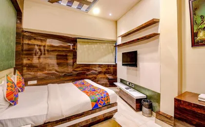 Fabhotel Abis Inn
