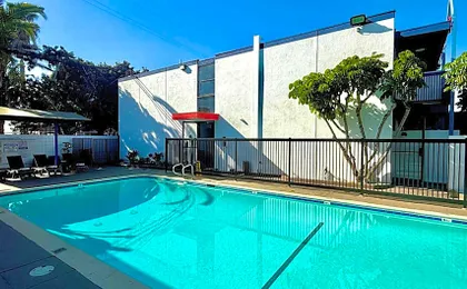Days Inn by Wyndham Los Angeles LAX Airport/Stadium Area