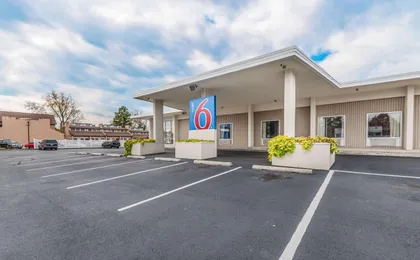Motel 6 Winchester