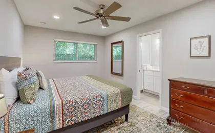 Updated House With Enclosed Yard, Patio, Central AC, & Washer/dryer