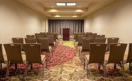DoubleTree Suites by Hilton Hotel Seattle Airport - Southcenter