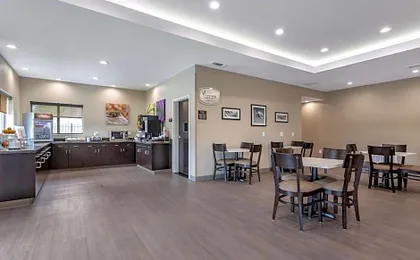 Redwood inn & Suites Crosby