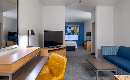 Holiday Inn Express Hotel and Suites - Henderson By IHG
