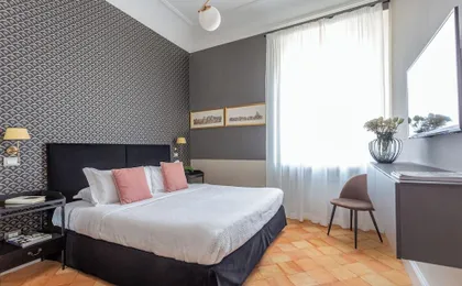 Parrasio Hotel
