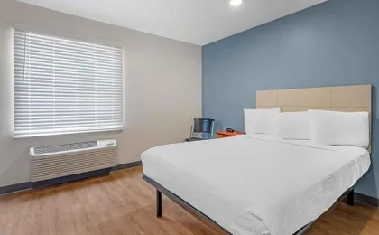 Extended Stay America Select Suites Fort Myers Northeast