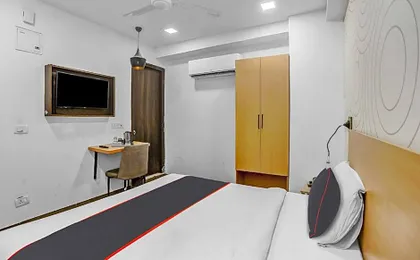 Hotel O By OYO kings court