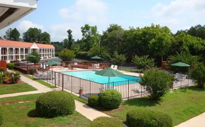 Rodeway Inn Forsyth Near Ga Public Safety Training Center
