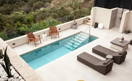 Orama Luxury Suite 3 Bedrooms with Private Pool