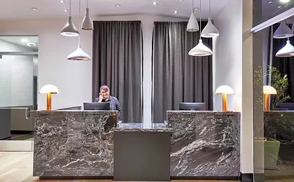 Elan Hotel