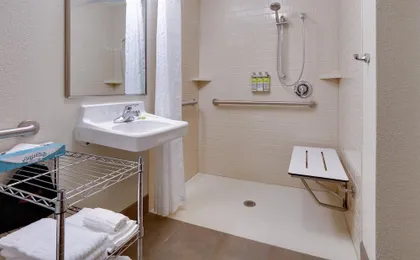 Candlewood Suites Salina