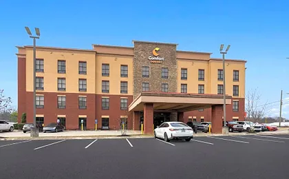 Comfort Suites Nashville near Percy Priest Lake