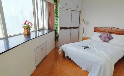 Yimingju Apartment (Chongqing Liberation Monument Pedestrian Street)