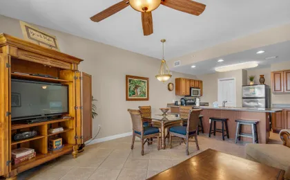 Beach Resort 310