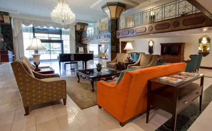 Drury Inn & Suites Convention Center