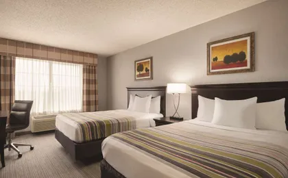 Country Inn Suites By Radisson West Bend Wi