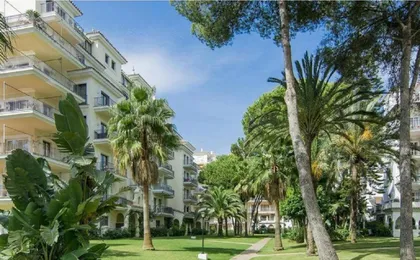 Marbella Home Rentals - 3br Beachfront Complex, Puerto Banus