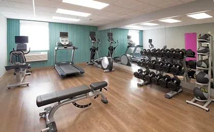 Holiday Inn Express & Suites Worthington By IHG