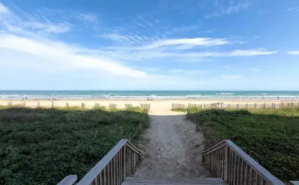 Penthouse Beachfront Views Renovated 4 Bedroom Condo